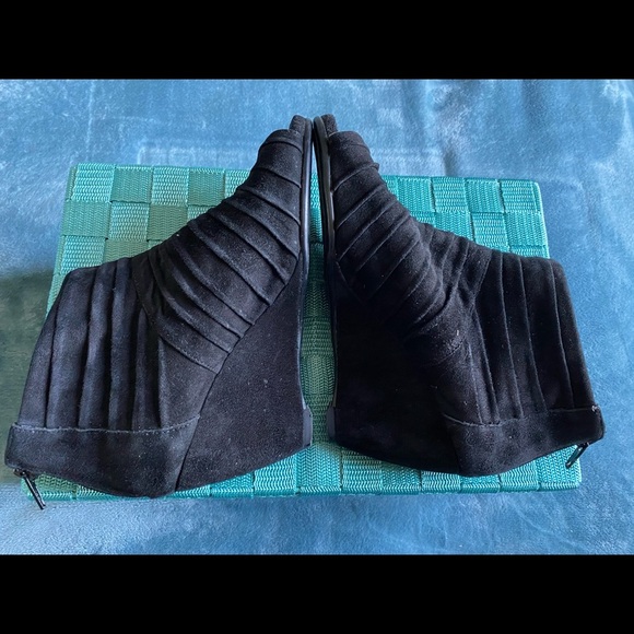 AEROSOLES women’s suede black ankle open toe booties/size 6 - Picture 5 of 11